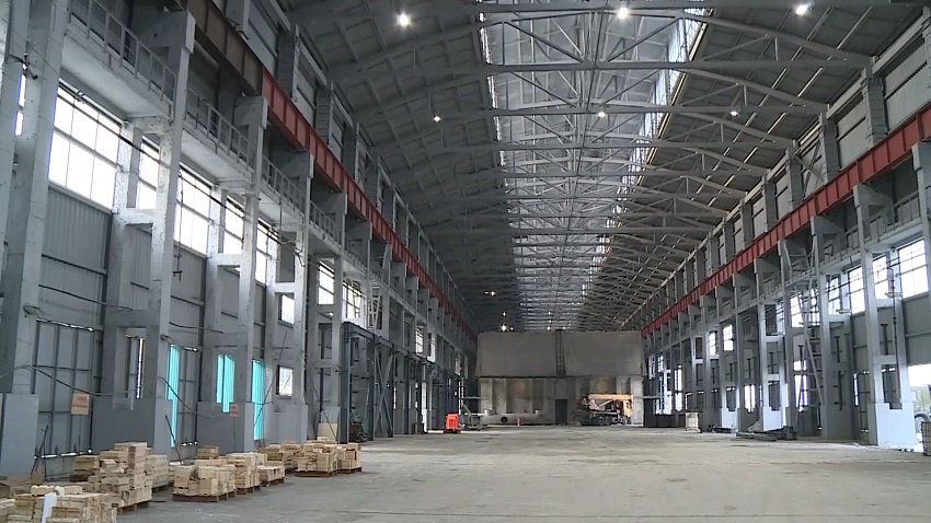 Волгоградский алюминиевый завод возобновляет выпуск жидкого металла